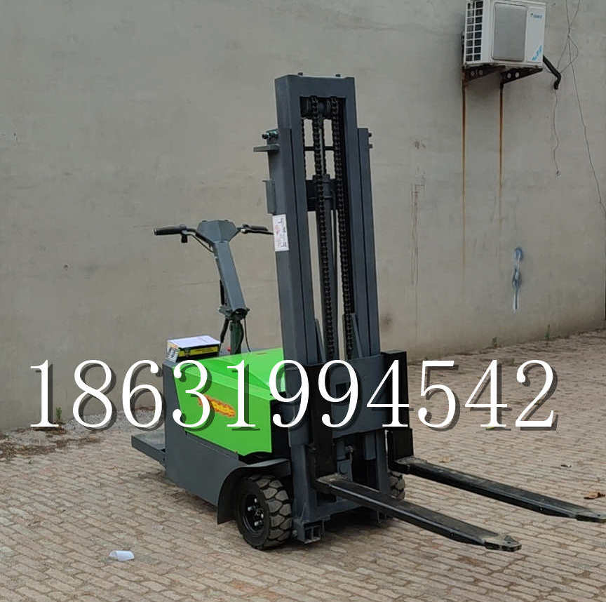 德州市优程全电动叉车插腿式堆高车液压装卸车1.5吨升高小型站驾式铲车